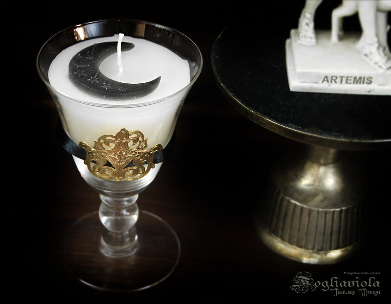 witch moon luxury candle