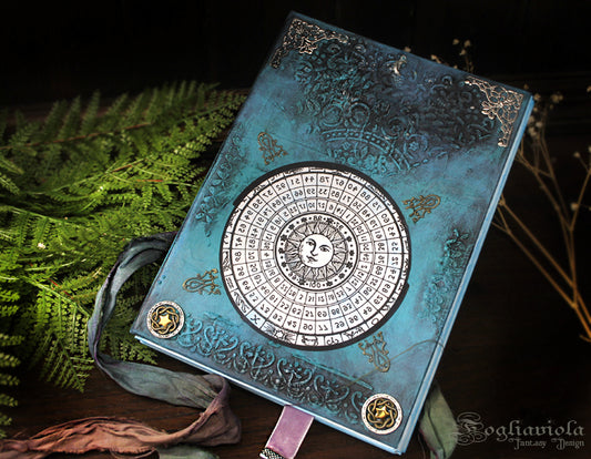 diario fantasy cielo del cosmo con sole e tavola numerica