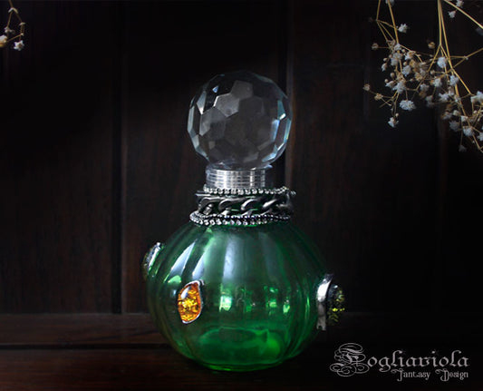 Enchanted Bottle: Hereditary Moss
