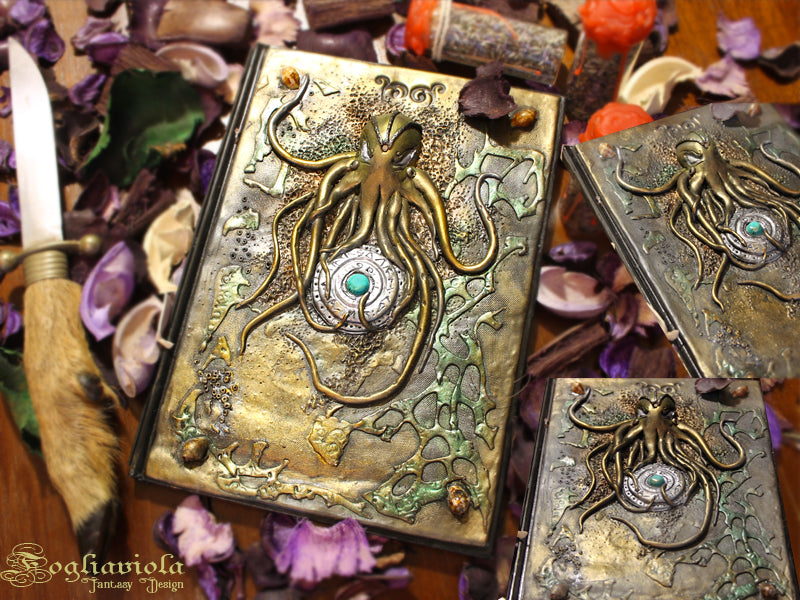 chtulhu fantasy book journal