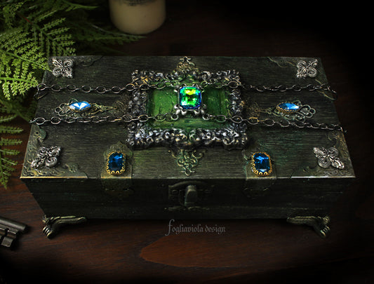 magica scatola di strega