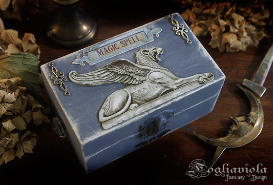 Box Gryphon