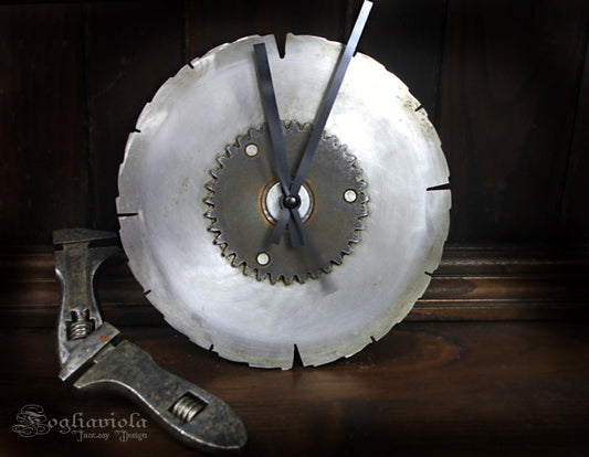 Orologio da Parete Industriale in Acciaio