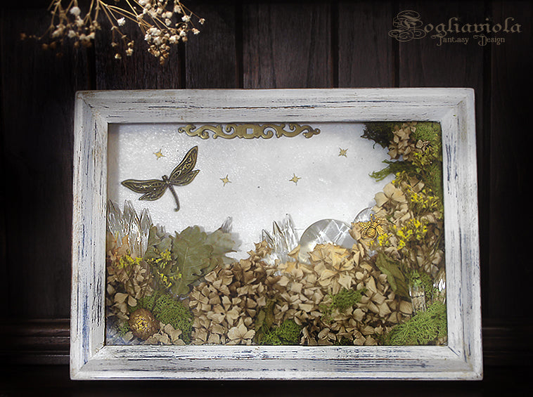 installazione artistica quadro lunare con fiori secchi, Ottone & Cristalli