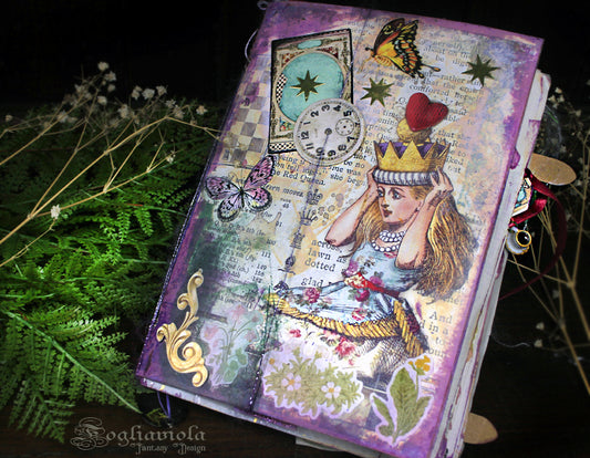 Queen Alice Junk Journal – Quaderno Creativo